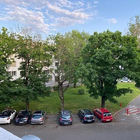 Joli Appartement Proche Metro Lyon Zewnętrze zdjęcie