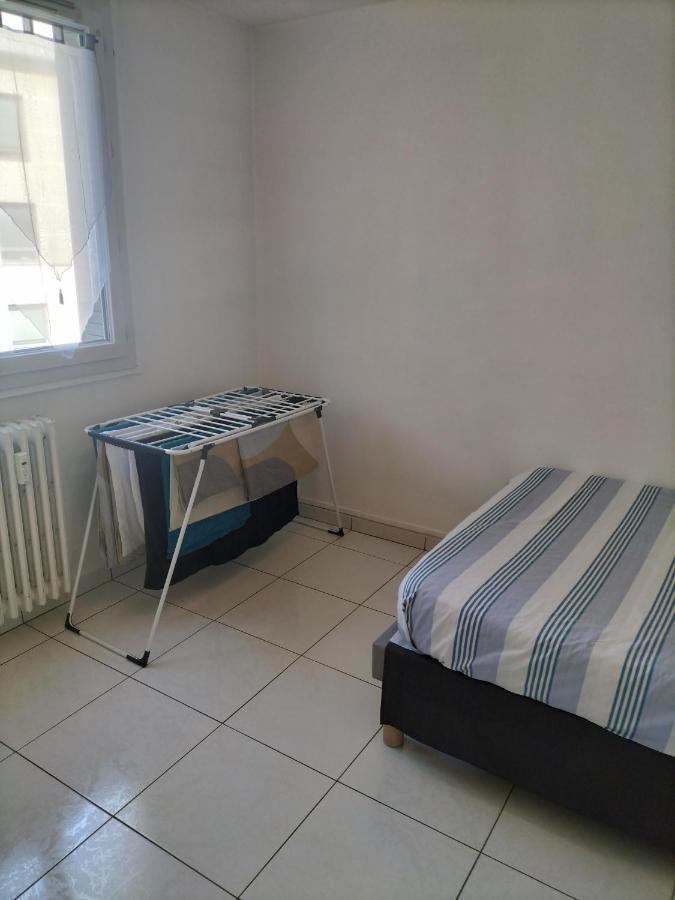 Joli Appartement Proche Metro Lyon Zewnętrze zdjęcie